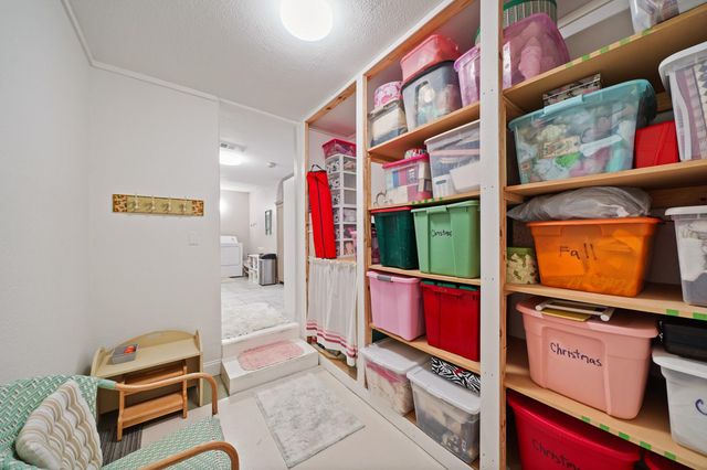 316 W Lang Street, Alvin, TX 77511