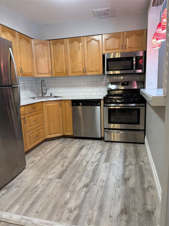 12 Blue Hill I, Orangeburg, NY 10962