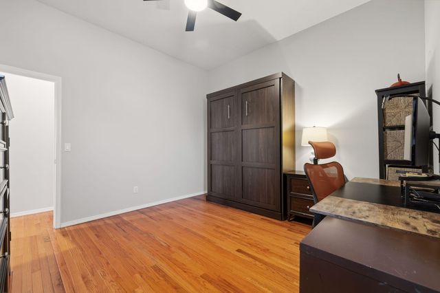 1002 E Gaslight Drive, Springfield, MO 65810