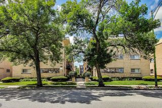 6858 N Northwest Highway 2E, Chicago, IL 60631