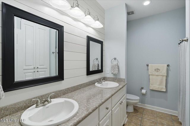 149 Navajo Circle, Clinton, MS 39056