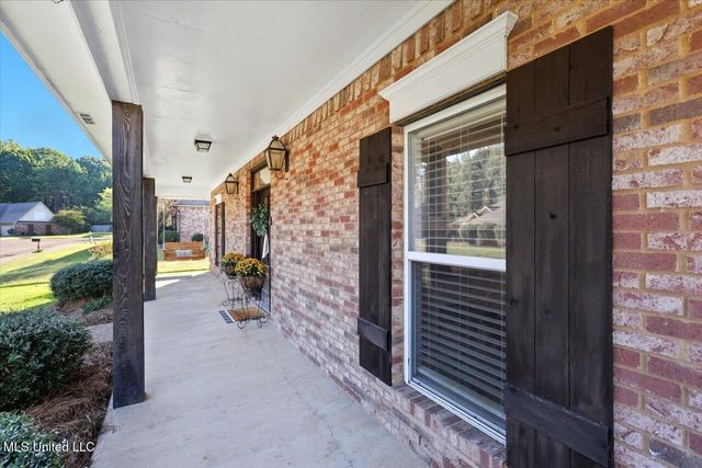 149 Navajo Circle, Clinton, MS 39056