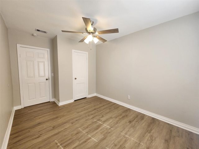 138 W Marion, Clute, TX 77531