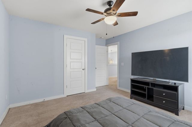 300 Black Thorn Ln, Gallatin, TN 37066