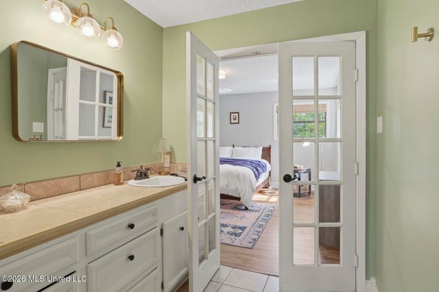 1806 Hillview Drive, Jackson, MS 39211