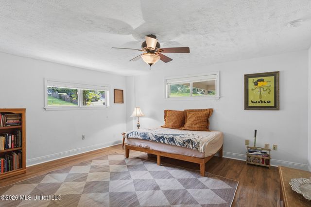 1806 Hillview Drive, Jackson, MS 39211