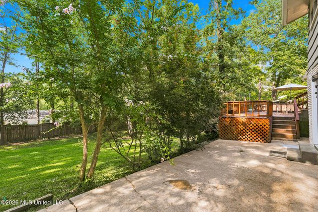 1806 Hillview Drive, Jackson, MS 39211