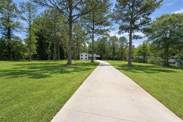 355 Oak Hill Circle, Covington, GA 30016