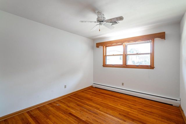 1210 18th AVENUE, South Milwaukee, WI 53172