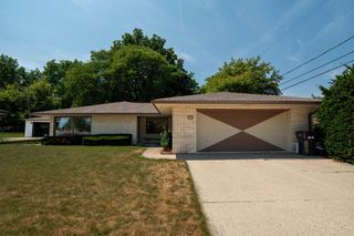 1210 18th AVENUE, South Milwaukee, WI 53172