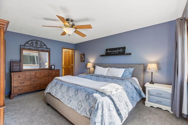 737 Williams Drive, Hastings, MN 55033