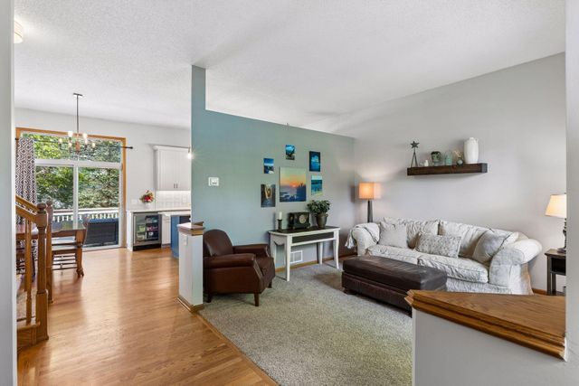 737 Williams Drive, Hastings, MN 55033