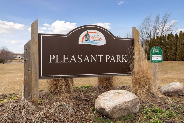737 Williams Drive, Hastings, MN 55033