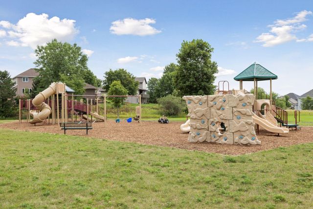 737 Williams Drive, Hastings, MN 55033