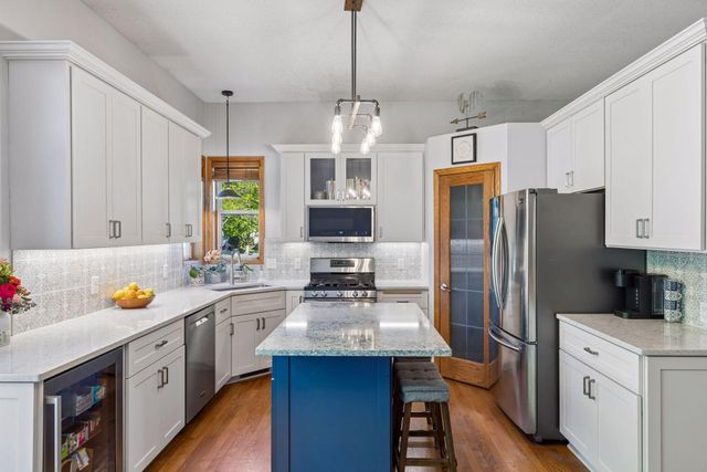 737 Williams Drive, Hastings, MN 55033