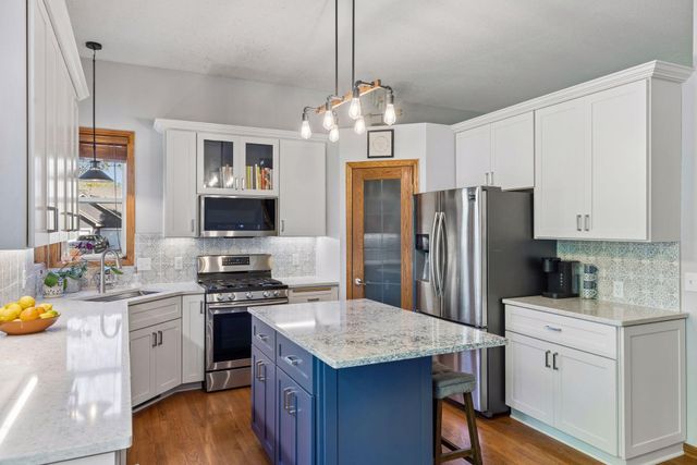 737 Williams Drive, Hastings, MN 55033