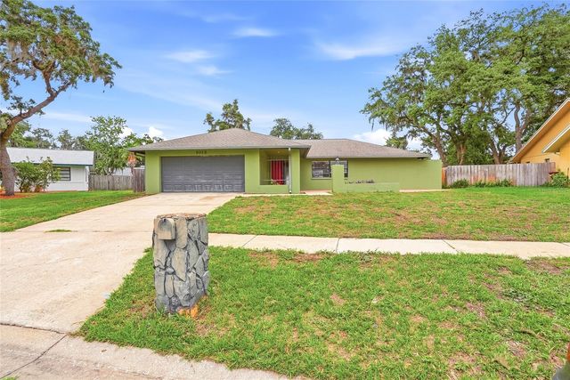 1012 REDBUD CIRCLE, Plant City, FL 33563