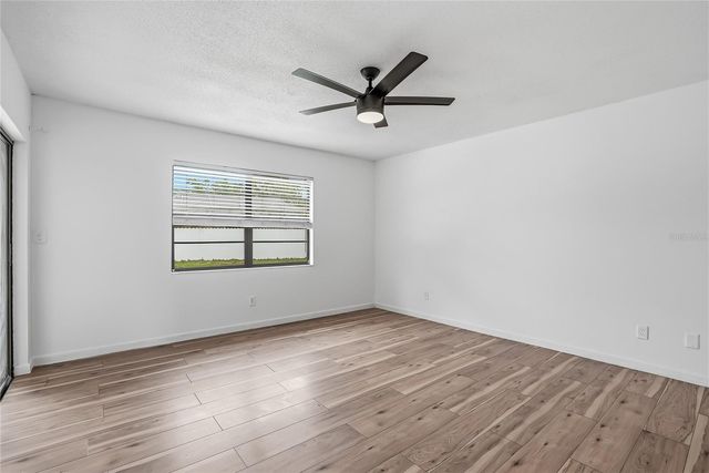 1012 REDBUD CIRCLE, Plant City, FL 33563