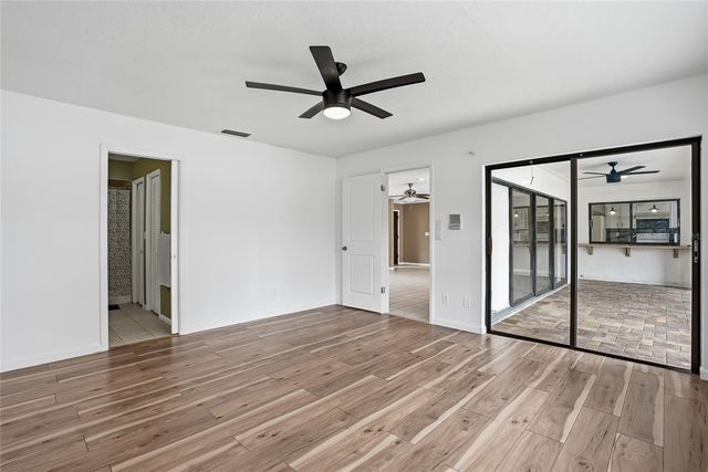 1012 REDBUD CIRCLE, Plant City, FL 33563