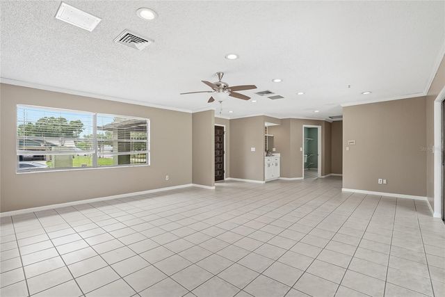 1012 REDBUD CIRCLE, Plant City, FL 33563