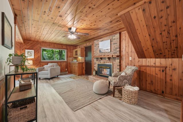 4697 Mcallister Avenue NE, Saint Michael, MN 55376