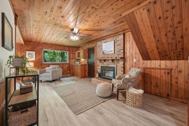 4697 Mcallister Avenue NE, Saint Michael, MN 55376