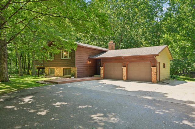 4697 Mcallister Avenue NE, Saint Michael, MN 55376
