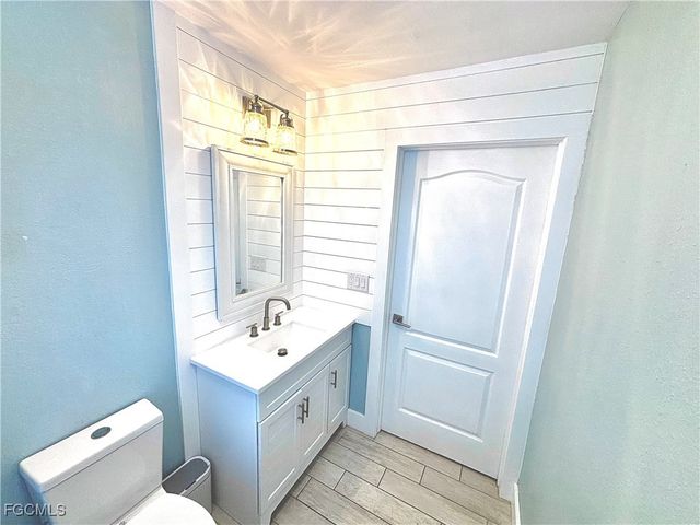 5748 Linden LN, Bokeelia, FL 33922