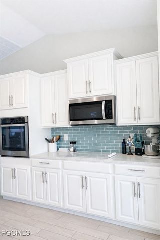 5748 Linden LN, Bokeelia, FL 33922