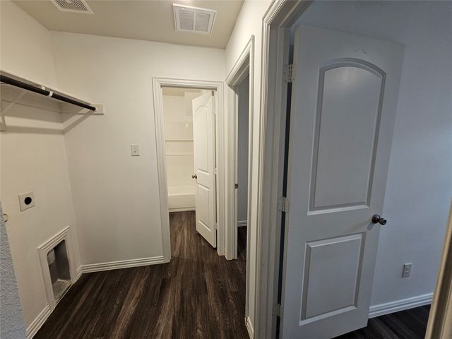 5113 Ave G, Fort Worth, TX 76105