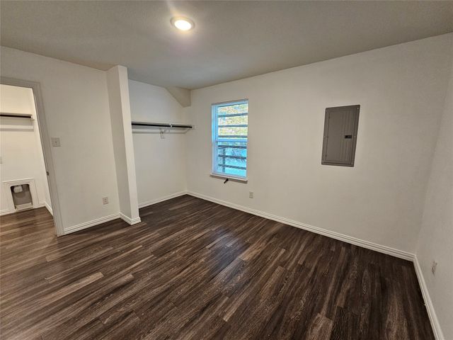 5113 Ave G, Fort Worth, TX 76105