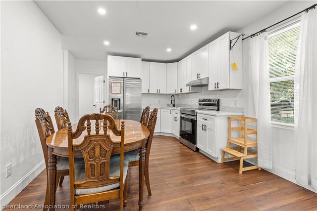 921 W Winifred Street, Avon Park, FL 33825
