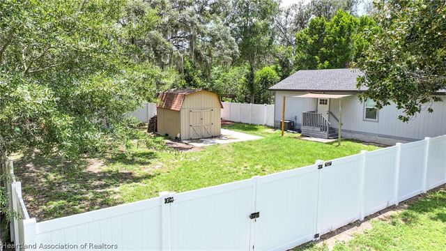 921 W Winifred Street, Avon Park, FL 33825