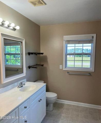 108 Marvin Glen Court, Richlands, NC 28574