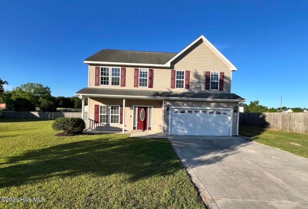 108 Marvin Glen Court, Richlands, NC 28574