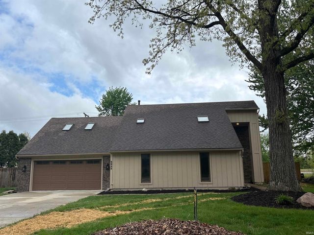 6823 Laurelwood Cove, Fort Wayne, IN 46835