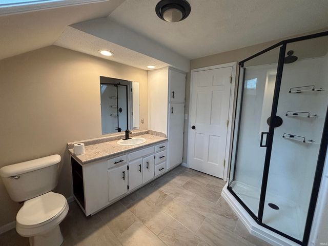 6823 Laurelwood Cove, Fort Wayne, IN 46835