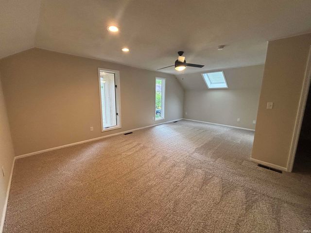 6823 Laurelwood Cove, Fort Wayne, IN 46835