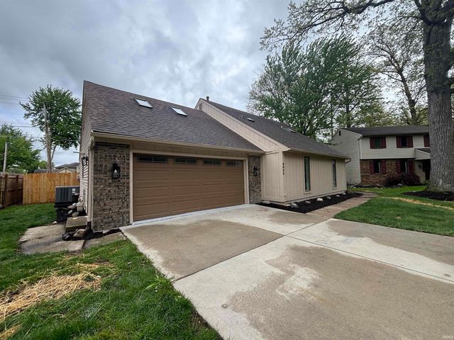 6823 Laurelwood Cove, Fort Wayne, IN 46835