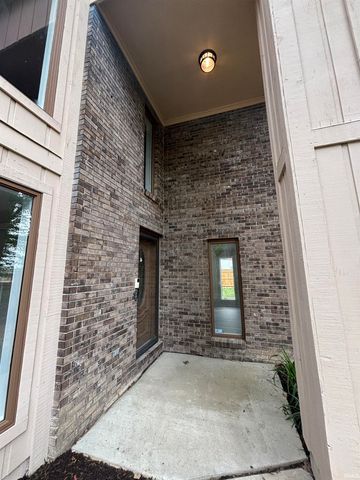 6823 Laurelwood Cove, Fort Wayne, IN 46835