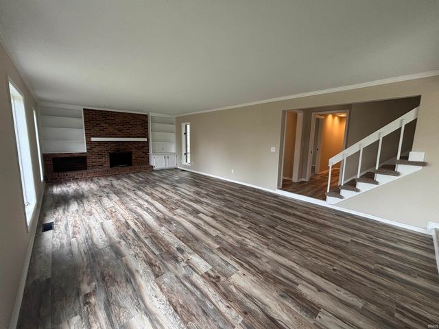 6823 Laurelwood Cove, Fort Wayne, IN 46835