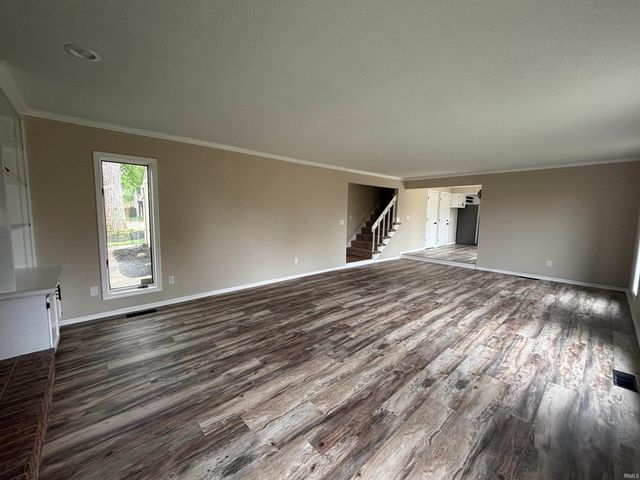 6823 Laurelwood Cove, Fort Wayne, IN 46835