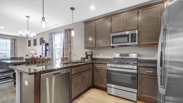 11828 Kentucky Street, Crown Point, IN 46307