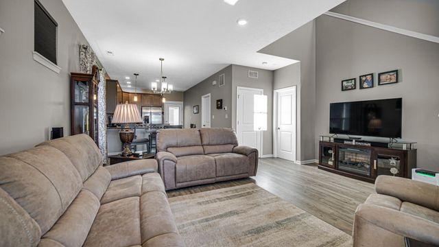 11828 Kentucky Street, Crown Point, IN 46307