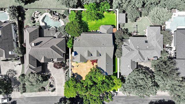 8814 Sanshire Avenue, Dallas, TX 75231