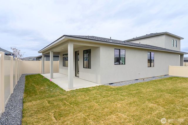 1012 NE 9th Avenue, Ephrata, WA 98823