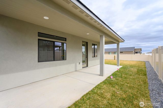 1012 NE 9th Avenue, Ephrata, WA 98823