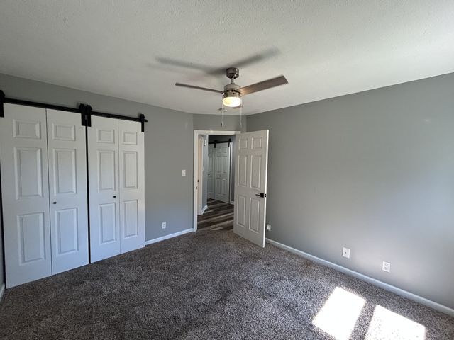 808 Leigh Ann Dr, Clarksville, TN 37042