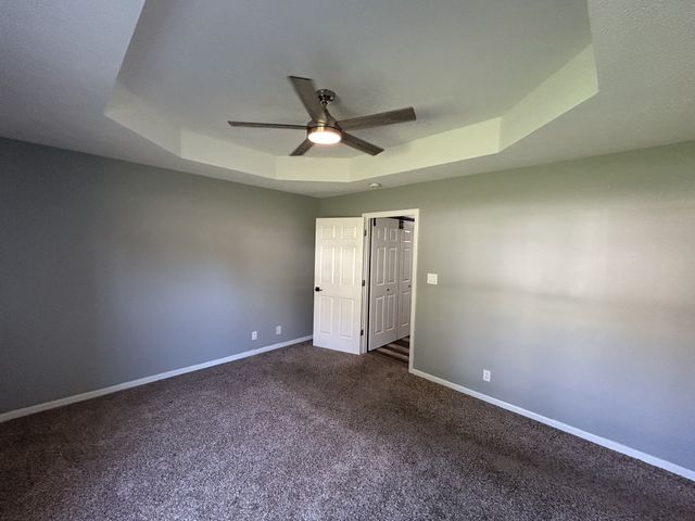808 Leigh Ann Dr, Clarksville, TN 37042