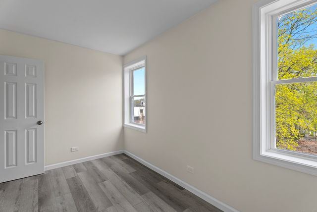 72 South Main Street 2C, Wallingford, CT 06492